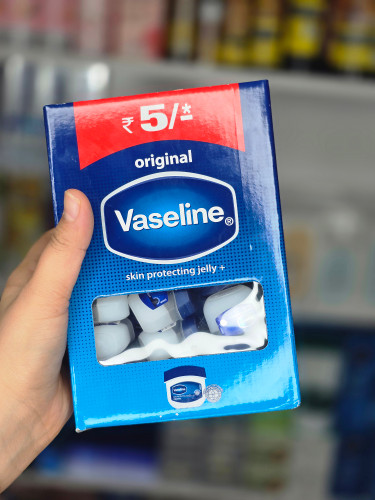 بالم لب وازلین